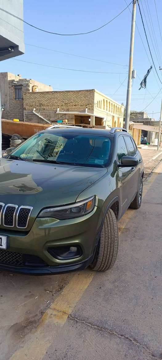 سلام عليكم
زيتوني ١٩ محرك ٢٤٠٠ بصرة بأسمي 
جاهزة ونظيفه السياره السعر ١٤٠
البصرة الفاو / رقم الشاصي بالصور


**إذا كنت صاحب هذا الإعلان وتريد حذفه لأي سبب، رجاءا أرسل رسالة إلى الدعم الفني**