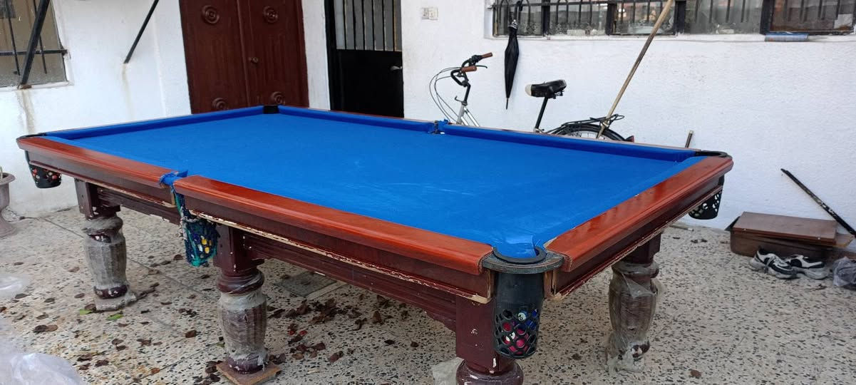 السلام عليكم ميز بليارد للبيع مكاني الموصل سعر 200مستعجل بي كسر خفيف مايضر العب كسر يم الجيب للتواصل ***********
***********
