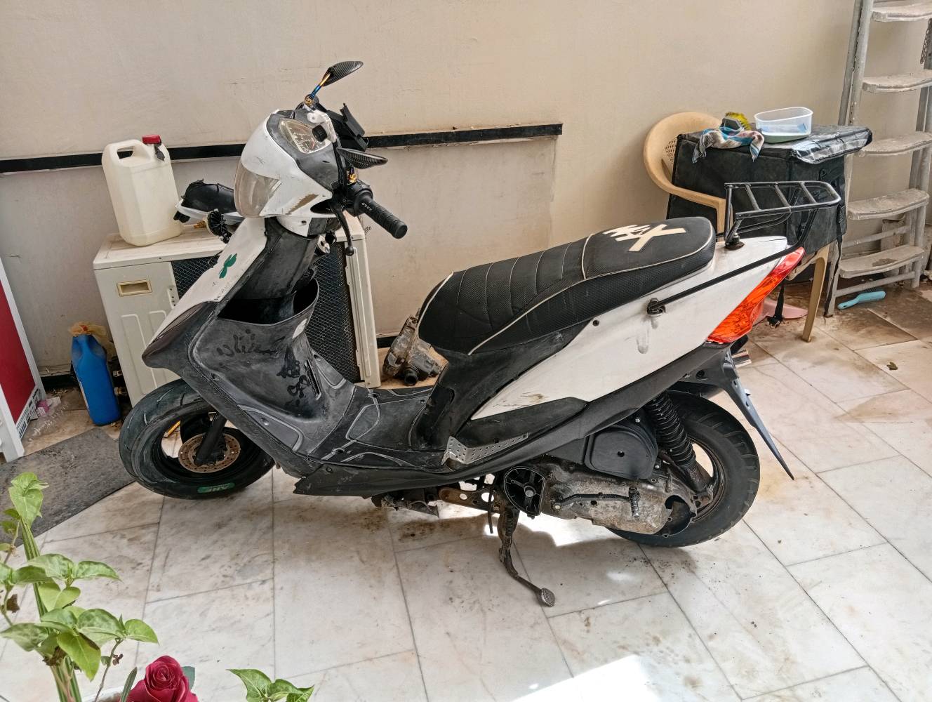 دراجه ماكس نضافه حلوه شغاله هندر وسلف محركها نضيف  سعر 550 الف
وتساب ***********