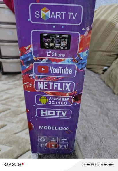 شاشه ضد الكسر حجم ٤٢ ال جي فول مواصفات بالكارتون ما مفتوحه السعر ١٦٠ الف قفل بدون عمله يعني ب١٥٠ مترهم لان بالمحلات ب٢٤٠الف ***********
