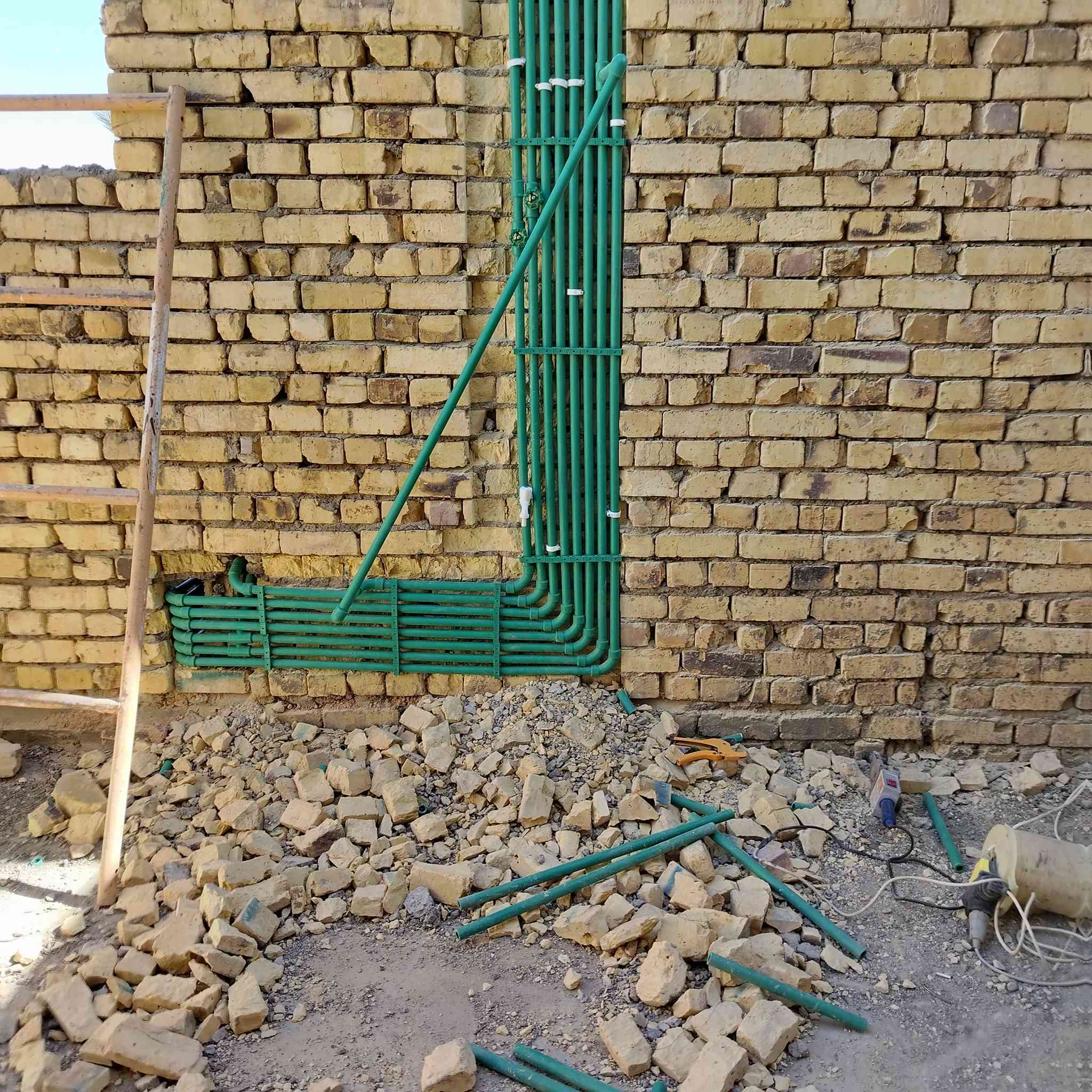 سجاد سعد لتئسيسات الصحيه ماء ومجاري وتقطير سبالت مستعدون لكافه الاعمال وبطرق حديثه واسعار مناسبه ***********
