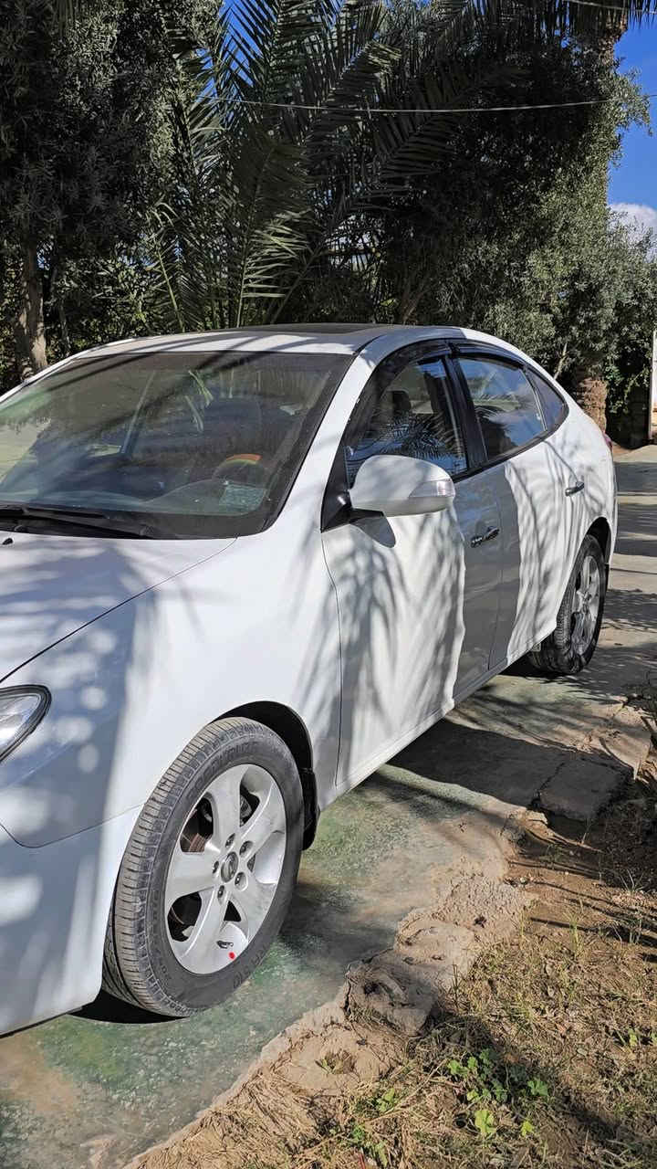 السلام عليكم النترا للبيع موديل 11 شركة الكاصد سياره خير من الله بيها اربع قطع وابيع حزام محرك 2000مكفول للاستفسار ***********
