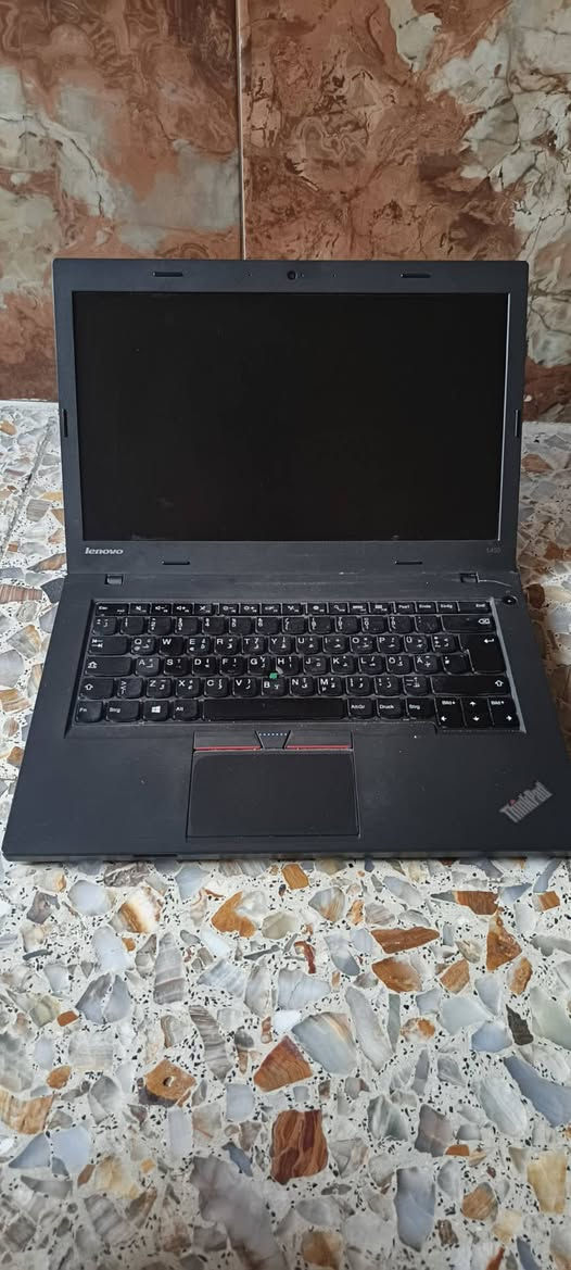 لابتوب لينوفو l450 نظيفة بدون مشكلة المعالج core i5 جيل 5 الهارد 256 ssd الرام 8 جيجا كرت الشاشة مدمج السعر 120 الف قفل العنوان بغداد مدينة الصدر للتواصل واتساب ***********
