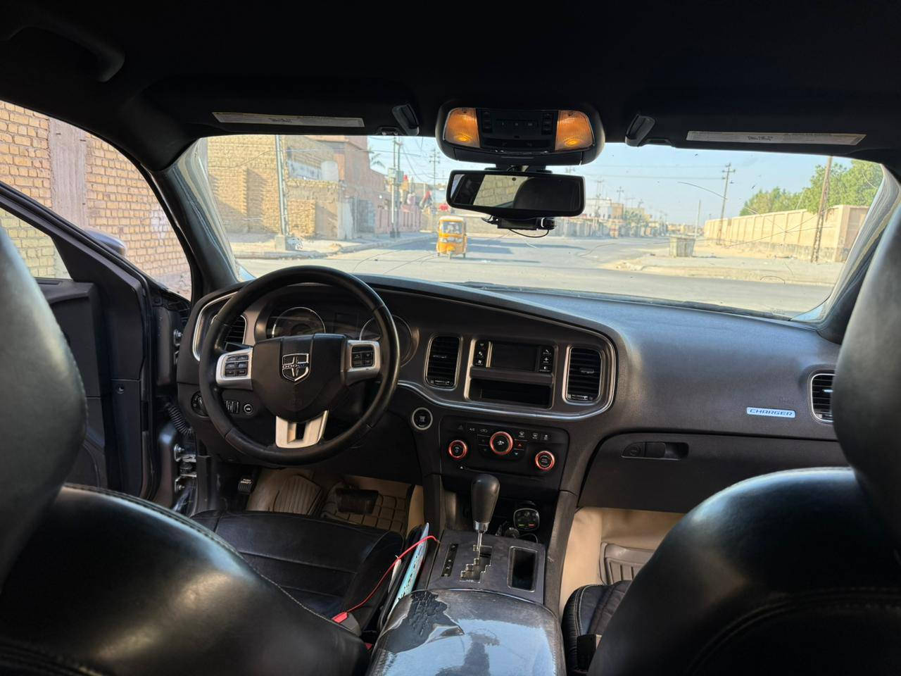 السلام عليكم شباب
للبيع جارجار مديل 2012 جاهزه مكينه كير حداديه تخم تاير باتري جديد خط حي بغداد الاستفسار ***********
