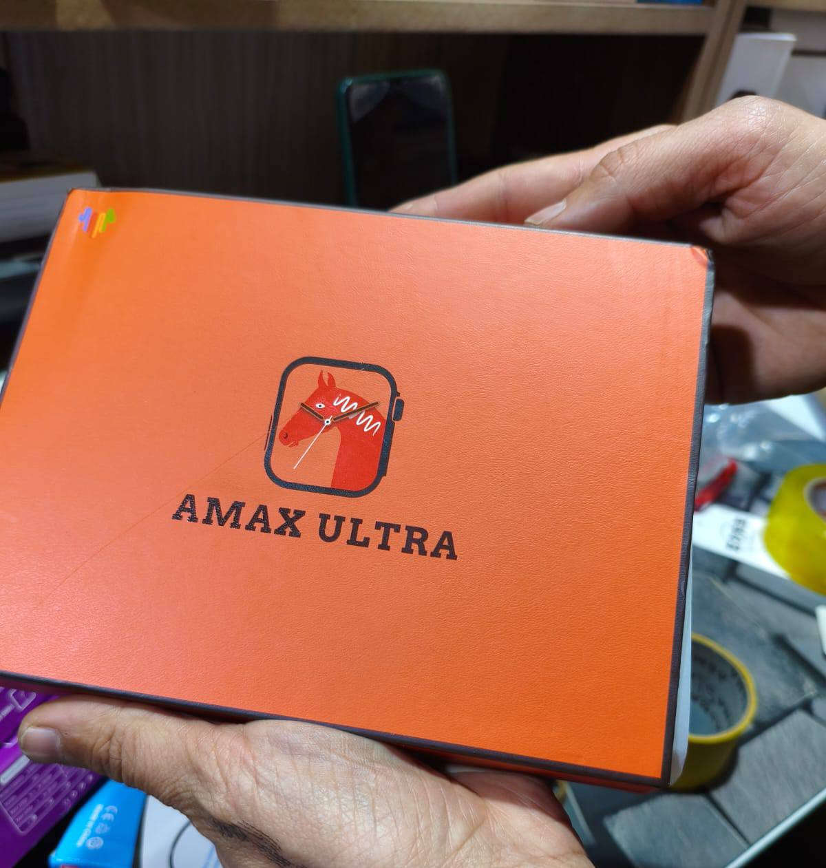 هذا المنتج هو ساعة ذكية من ماركة زيبلايز طراز ستراطوس 2 (Zeblaze Stratos 2). 
الشاشة: تأتي بشاشة AMOLED ملونة عالية الدقة مقاس 1.3 بوصة. 
الميزات الرياضية: تحتوي على نظام تحديد مواقع عالمي مدمج (Built-in GPS) وتدعم أوضاع رياضية متعددة لتتبع الأنشطة بدقة. 
الصحة والبطارية: توفر إدارة صحية على مدار 24 ساعة (تتضمن مراقبة معدل ضربات القلب والنوم)، وتتميز بمقاومة الماء حتى عمق 50 مترًا (5 ATM). 
الاتصال: تدعم تلقي إشعارات الهاتف الذكي عبر تقنية البلوتوث.


**إذا كنت صاحب هذا الإعلان وتريد حذفه لأي سبب، رجاءا أرسل رسالة إلى الدعم الفني**