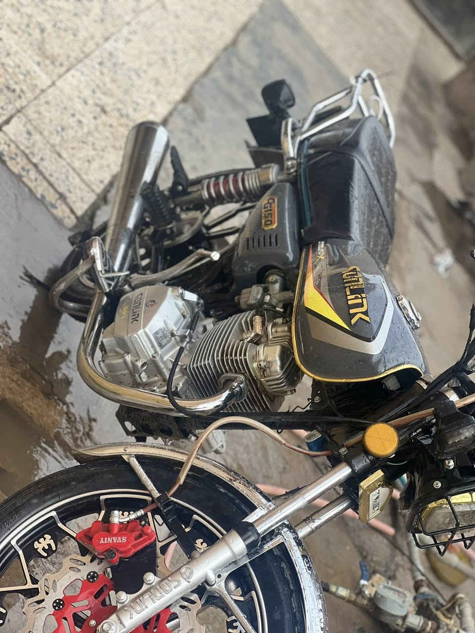 دراجه سولنك 2025 محرك 200cc الدراجه ناقصه شخاطه مال سلف و وشاره بس السعر 650 للشراي بيها مجال


**إذا كنت صاحب هذا الإعلان وتريد حذفه لأي سبب، رجاءا أرسل رسالة إلى الدعم الفني**