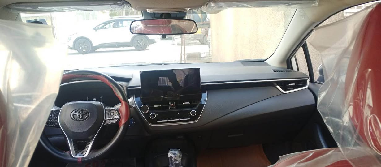 كورلا هايبرد فول موصفات موديل 2024 مكفوله كفاله عامه لا صبغ ولا ضربه داخل جلد لونين 
رقم بغداد 
العنوان البياع *********** بغداد, العراق
