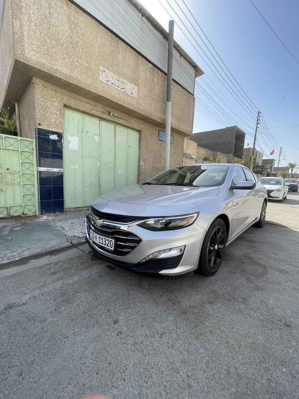 السلام عليكم ماليبو 2022 ماشيه 110 الف (كيلوو)LT شاشه بصمه تشغيل عن بعد رقم اربيل بأسمي بيها قطعه وحده بس (بنيد بدون دواخل يعني الراديتر بلاد مالتها فقط البنيد مثل ماموضح) ايرباك فقط الستيرن ومرجع سستم السيارة بيها ادامه كامله اي چيك مابيها دواخلها نضيفه شهداء البياع 
*********** بغداد شهداء البياع السعر 118 بيها مجال بسيط السيارة تسوه اكثر من حكها بل نسبه لنضافتها تحياتي
