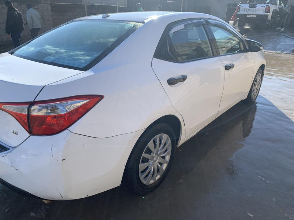 كورلا 2016 Le
حادثها ٣ قطع حاملغ بونيد قبغ الصندوق 

سعر 118 وبيها مجال 

مكان السيارة الشركاط مركز المدينة

***********

***********
