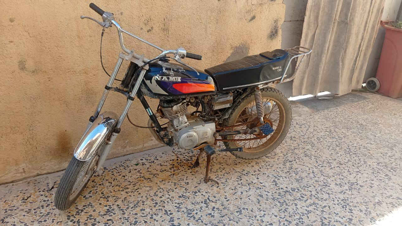 سلام عليكم دراجه البيع ادوات أوراقه ضايعه دراجه شغاله سعر 300
وبيه مجال عنواني بصره 
ابو الخصيب بهادريه رقم ***********
