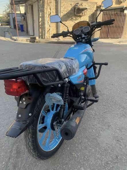 دراجة شاينك 2023 زيرو صارلها يومين من نازله من المعرض اوراق اصولي مكفولة كفاله عامه 
متوازي ع البيعه سعرها مليون 700 وبيها مجال 
رقم ***********
