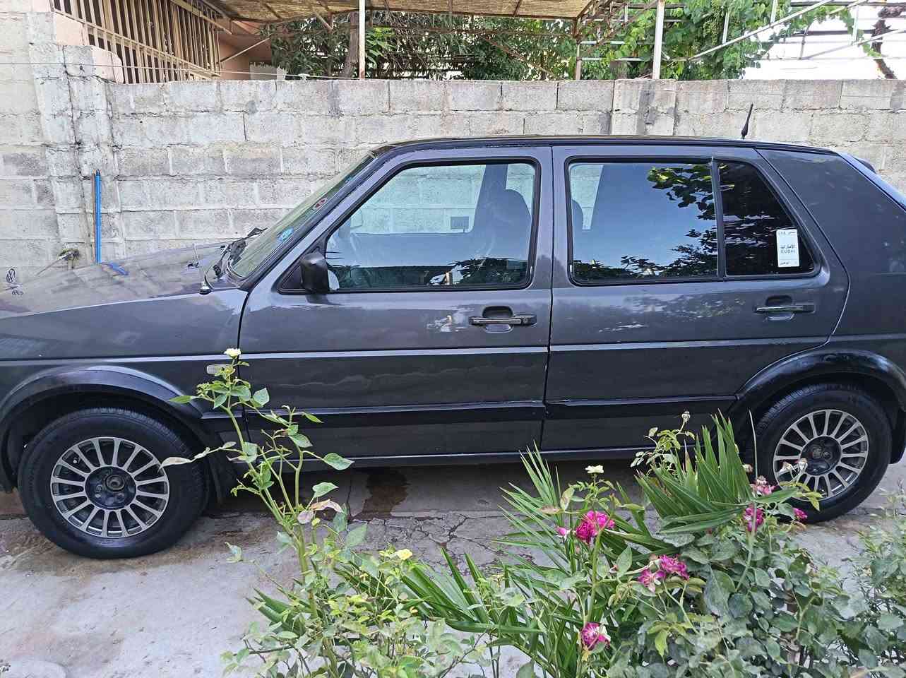 ‎گۆڵف مۆدێل ١٩٩٢ ئاڕمی پلاستیکی سلێمانی سعری ٢٣ گەڵاو مەجالێکی برایانە  شوێن سلێمانی ***********‎ Singapore
