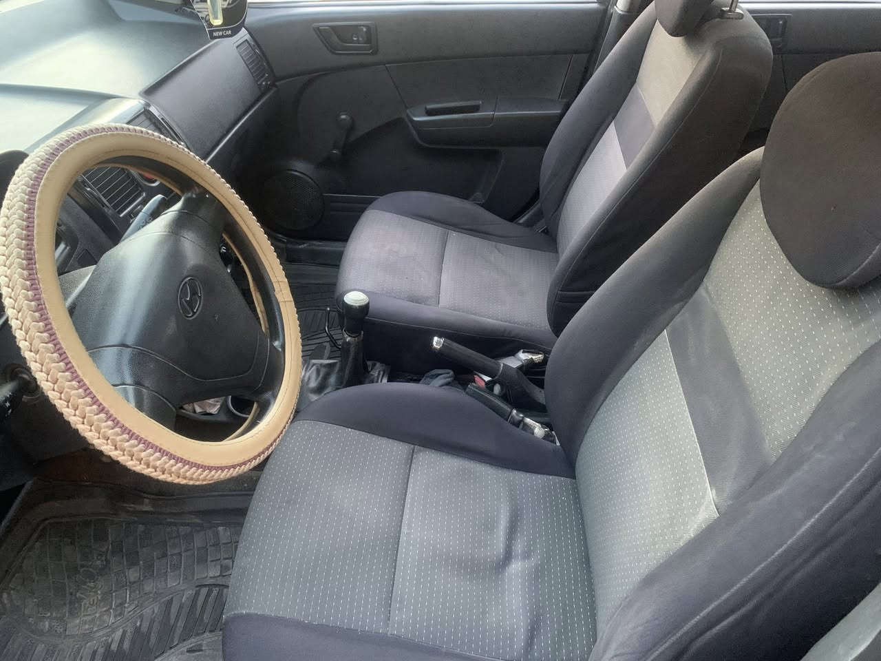 السلام عليكم هونداي للبيع 2006محرك وكير خير من الله رقم بغداد السعر 46 وبيها مجال اتصال على ***********
