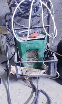 مكينه لحيم البيع ملفها نحاس عنوان بغداد الحبيبه رقم التلفون 0771344890...