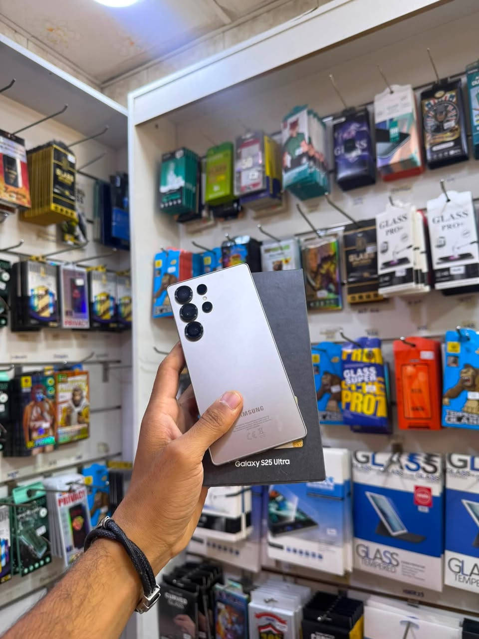 Galaxy  S25 ultra
استخدام شهر واحد فقط🔥

الذاكرة 256

وكالة✅

السعر🔥🔥🔥

الضمان لدى مركزنا 5  ايام من تاريخ الشراء✅

الديوانية—سوك هرج—مركز الموسوي —قرب كراج الطوابق

للحجز

***********
