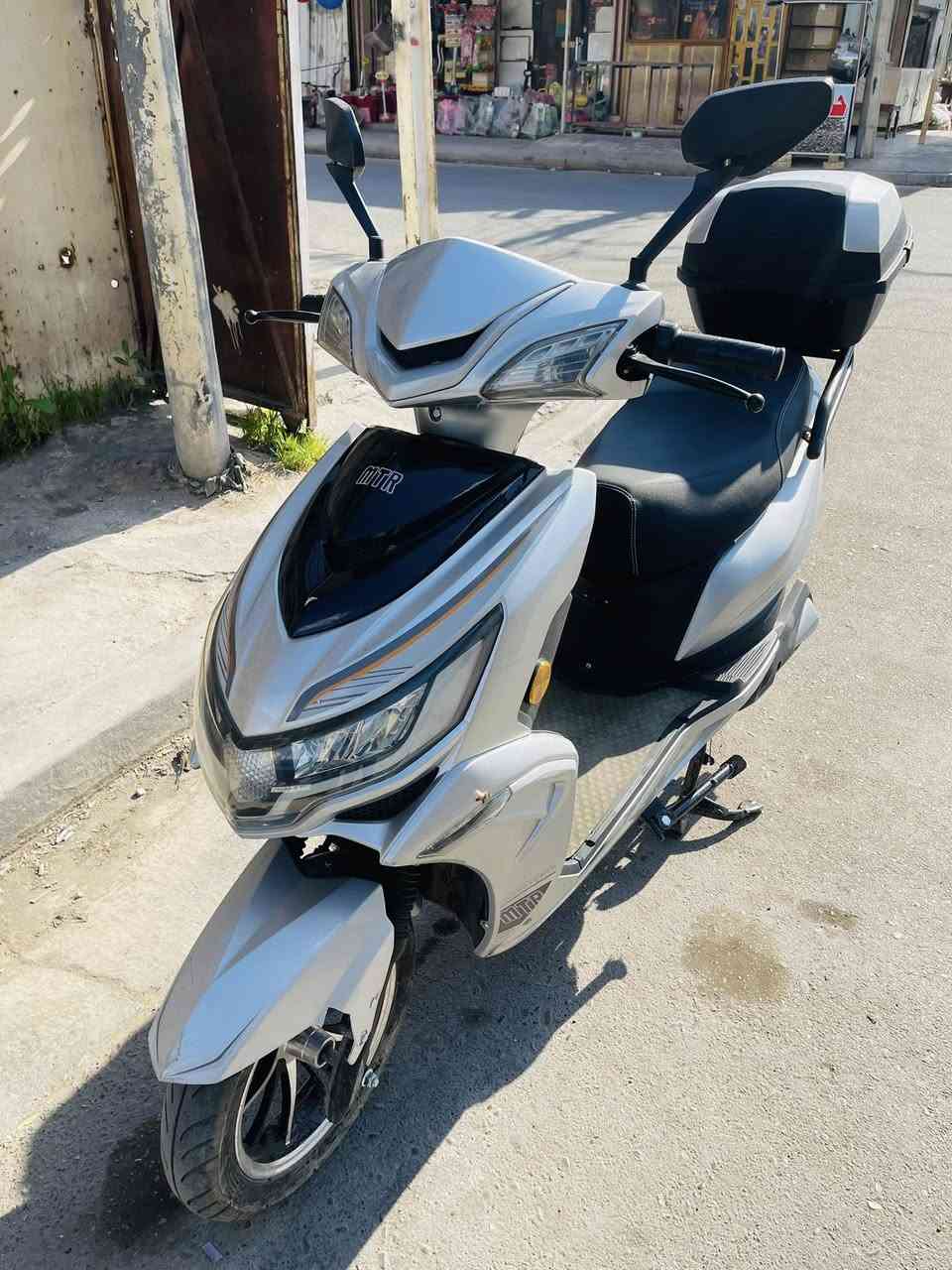 دراجه شحن للبيع
نوع mtr 

مسافت الشحنه الوحده 50 كيلو 
سرعه ٩٠ حقيقي 

***********
