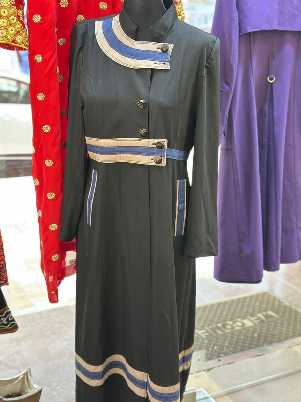 جبة صايه تركي جديد 10 الاف توصيل مجاني داخل الكوت


**إذا كنت صاحب هذا الإعلان وتريد حذفه لأي سبب، رجاءا أرسل رسالة إلى الدعم الفني**