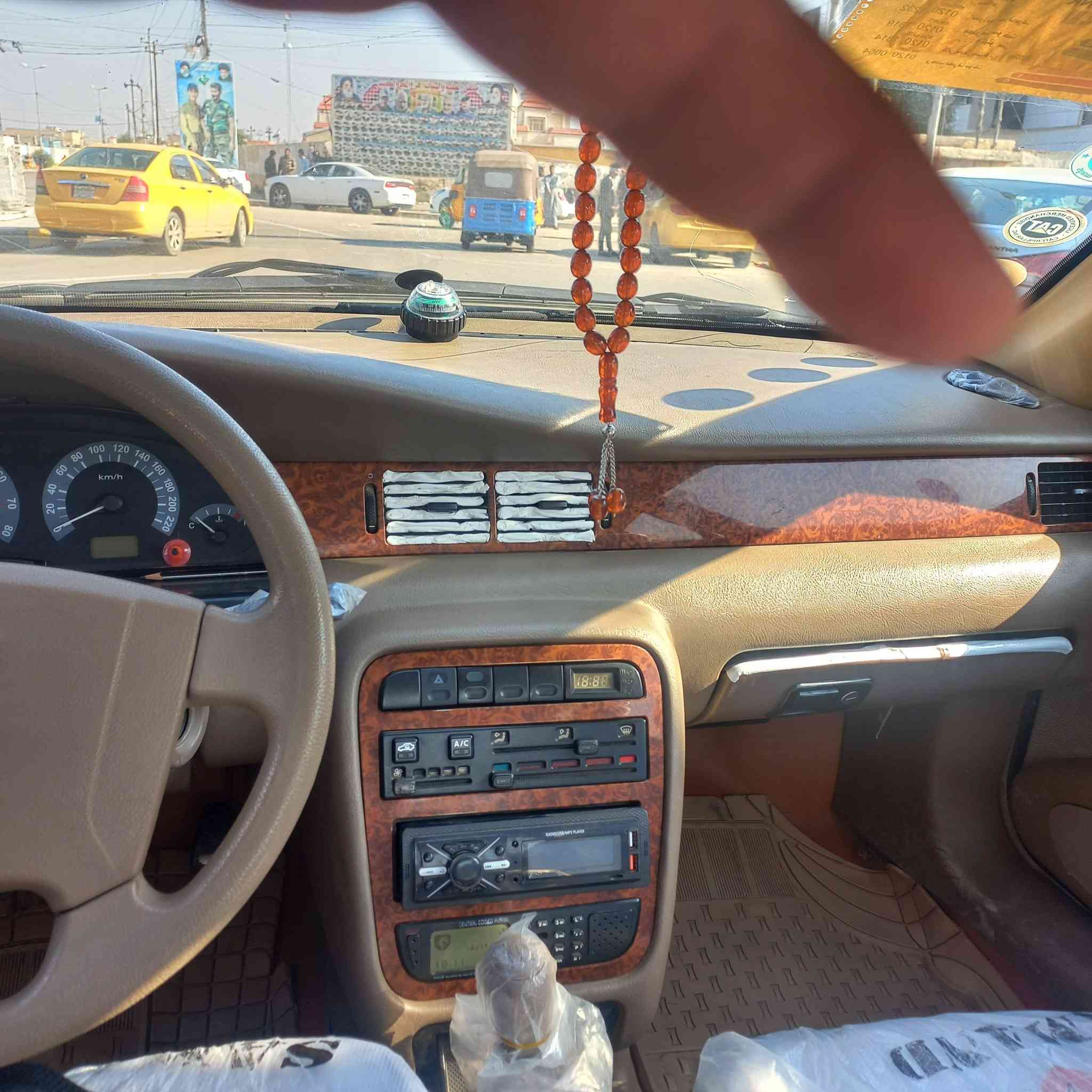 للبيع سمند موديل ١٠سياره بلاد كفاله محرك كيرحداده سياره خير من الله جاهزه رقم واسط شرط التحويل سعر ٤٥مكان عماره مجر***********
