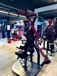 هامر استرينس • جهاز ظهر • معاينة