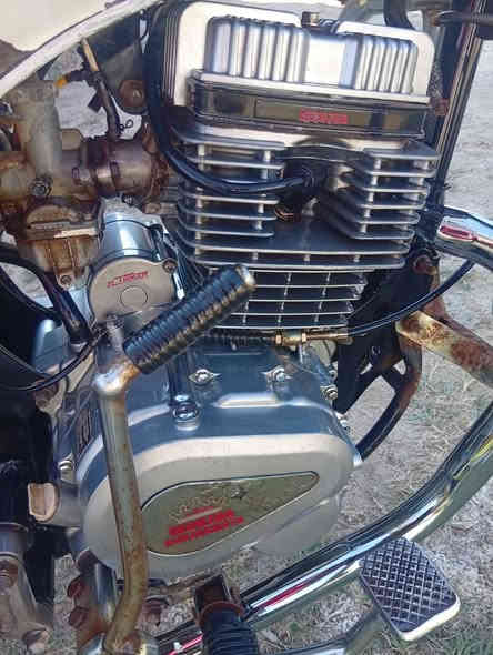 اسلام عليكم
للبيع جونده نوع هونزدا اوراق أصولي 
موديل 2014 محرك ما مفتوح مكفول 
الدراجه مال جناي عوزه ترتيبات بصيطه 
السعر 400 وبيه مجال مكاني بابل الحمزه الغربي 
الاتصال ***********
