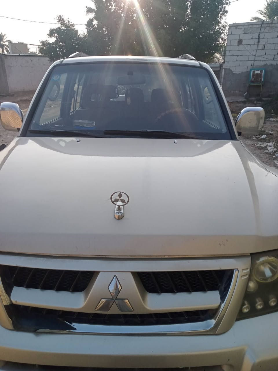 السلام عليكم باجيرو موديل 2007 رقم بغداد سنويه لل27 مكينه وكير وحداديه مشروطات ***********
