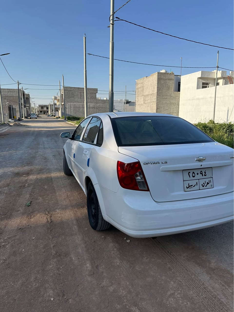 سلام عليكم مرخصة الادمن 
اوبترا 2010 
سياره جديده 
مناقصها شي خير من الله 
بيها جاملغ السايق صبغ 
وشبر باب السايق صبغ وشبر بالجاملغ السكن شرط بدون دواخل 
مكانها خانقين 
سعرها 75 وبي مجال 
*********** خناقين, ديالى
