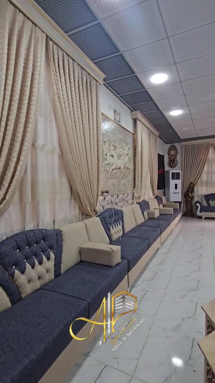 بيت طابو صرف للبيع
الموقع: المسيب – حي الشرطة قرب مدرسة ابن الجبير
المساحة: ٢٥٠ متر بالسند
واقع حال ٤٠٠ متر

تفاصيل البيت: 
استقبال بطول ١١ متر 
صالة
غرفتين نوم
مطبخ
دورات مياه
مساحة جانبية كبيرة
كراج
مناور
البناء حديث وموقع مميز قريب من الخدمات

السعر: ١٤٠ مليون دينار قابل للتفاوض

عنوان مكتب عقيل الشمري 
المسيب – الشارع العام – فلكة الحي الصناعي – مجاور أبو مروة للسيراميك

عقيل الشمري
***********

#عقيل_الشمري #بيت_للبيع #المسيب_اليوم #عقارات_العراق #realeastate
