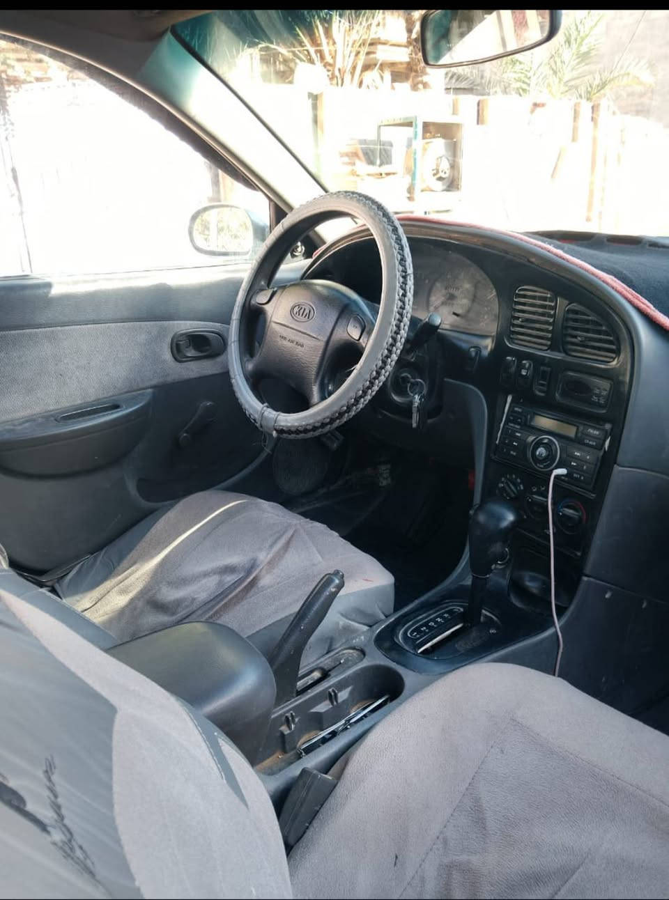 اسبكتره موديل ٢٠٠٠ محرك ٢٠٠٠ رقم ديالى السعر ٤١ وبيه مجال ***********
