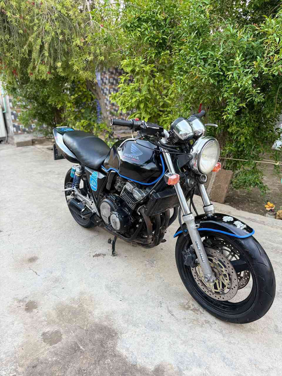 السلام عليكم اخوتي ///مكلف بالنشر مكلف بالنشر ///
دراجه سبي فور 400 اسود لابوبي  وشرط اترايك بالبصره  جيل اول 16ولف

  وراق أصولي ومدفوع تكمرك ترقيم شرط دراجه مكفوله كفاله عامه

 اول وثاني وثالث  بطناش 

 مكينه وكير كفاله دراجه بلاديه كله برغي مابيه نقص نضافته  كدامك صورة كهرباياته كله شغاله لايت بك لايت اشاير  دشبول كله شغال  صالنصه رياضي صوت رعيد  فصله نار 

 تايرات جدد التانكي زلال عليهة ادامه كامله بلكات انجيكي ماي زيتي دهن موتل 

معدل ١٨٠ شرط  نكره بكل وقت مكان دراجه بابل 

السعر 1550 لان صاحبها كلش متوازي علئ بيعتها 

وبيهة مجال بسيط جدا  ذا شراي 

مكاني بابل 

***********
