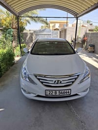 سوناتا • ٢٠١٤ • ماشيه ١٨٠ الف