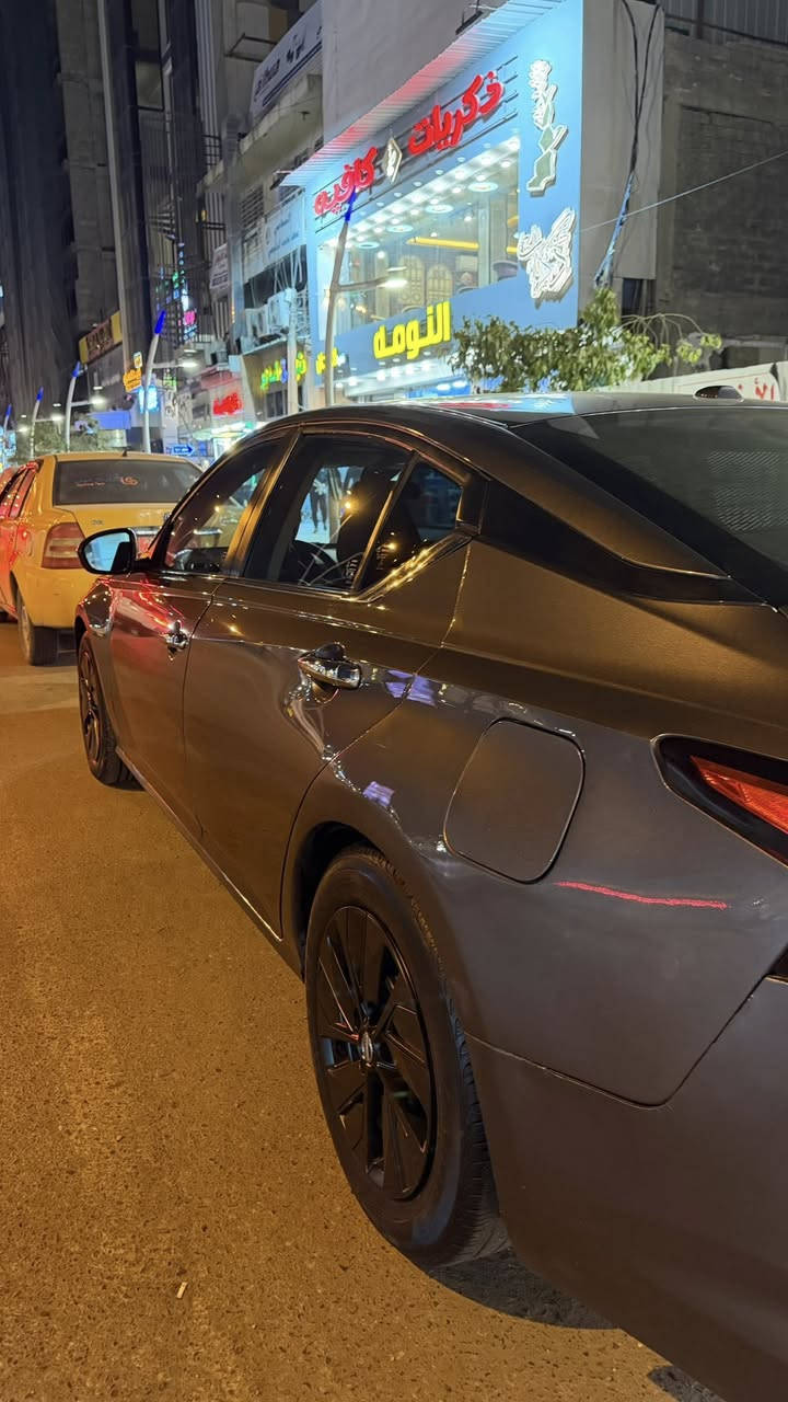 للبيع التيما 2020
حادثها جانبي 

ماشية ٩٠ ميل 

تاير امامي جديد 

باتري جديد 

منظومة زينون عالي + ناصي

رقم اربيل دولي 

السيارة باسمي 

شاشة كار بلي 

بدون حجر بيئة

كير + محرك شرط
*********** واتس + اتصال
