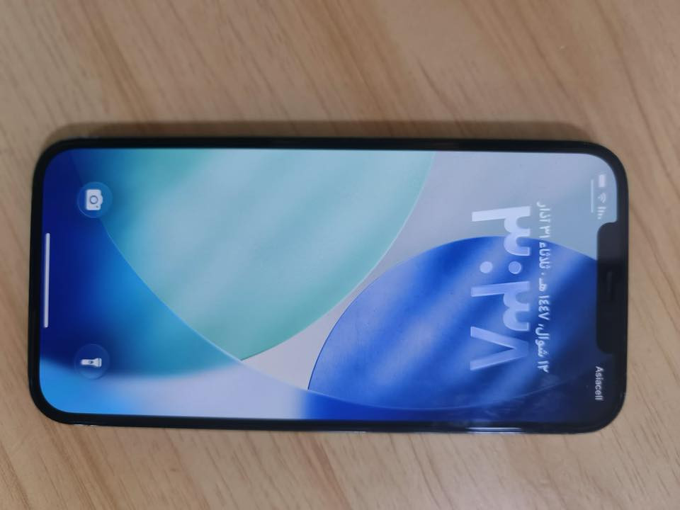 سلام عليكم جهاز آيفون 12برو ماكس جهاز شرق وسط سعرة 490 تواصل علئ هاذة رقم 0774 634 7153
