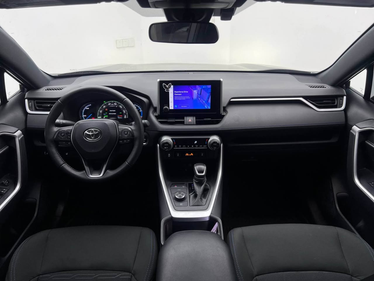 Toyota Rav4 SE Hybrid 2024
تويوتا Rav4 SE Hybrid 

مواصفات SE (رادار و حساسات -شاشة-كاميرة خلفية - و تشغيل بصمة- رادارات-تدفئة المقاعد-مقاعد كهربائية -مثبت سرعة- تدفئة مقود القيادة- أبل كاربلي-أندرويدأوتو) يعني فول فول
مكينة 4سلندر+2.5 لتر
ماشية 64,000 ميل فقط

السيارة بیها قطعة صبغ و ٤-٥ اماكن تعديل بارد بدون دواخل و ایرباک سقف سستم شرکة راجع

السيارة كلش حلوة و نظيفة
مكفولة من كير و محرك وكهربائيات

بسعر بلاااش (215$) ورقة و بيها مجال للطيبين

مكان السيارة

دهوك -معرض ارشف R-Shev
رقم51 من معارض التيرمينال 

***********
*********** دهوك, العراق
