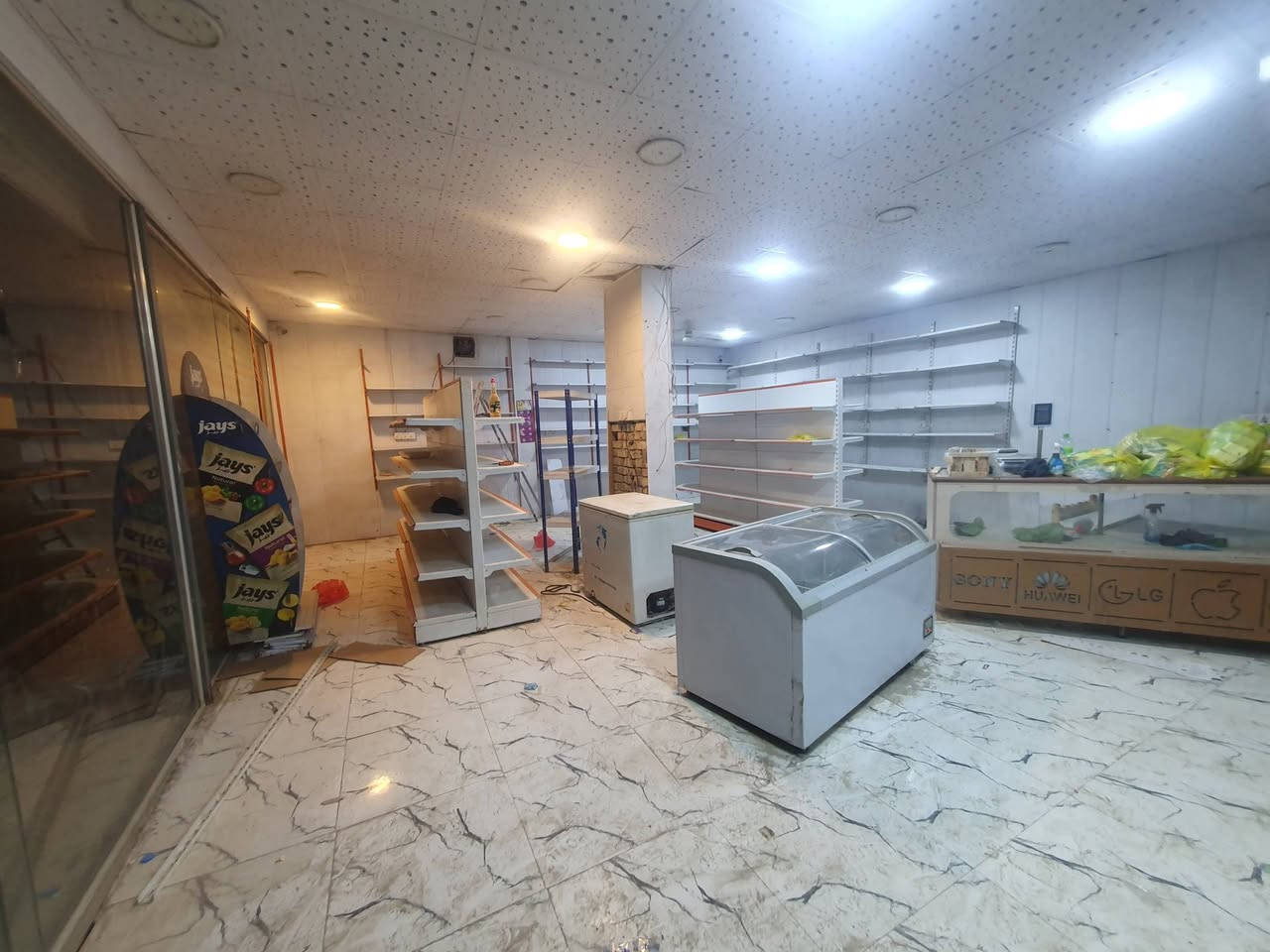 للبيع اغراض اسواق نظيف مستعمل قليل ( طويريج الحولي للاستفسار أكثر اتصل عل رقم ( ‎0771 427 7027)
