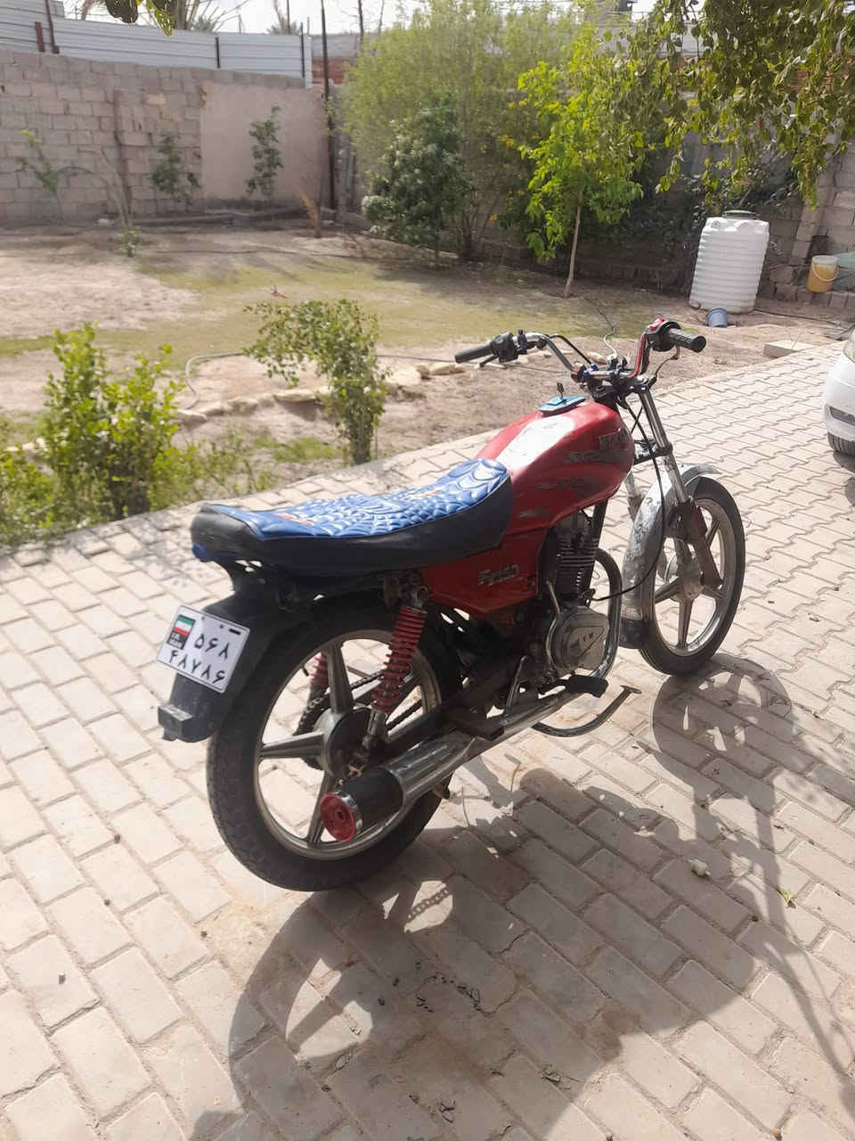 للبيع دراجه فيوم محرك ناعم اوراق اصولي موديل ١٣ السعر ٢٢٥ المكان كربلاء شارع بغداد قرب سيد الوصياء عمود١٢٨ لستفسار على الرقم ***********
