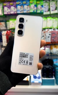 انفنكس هوت 60 i • ٢٥٦ • نضافه ٩٩٪