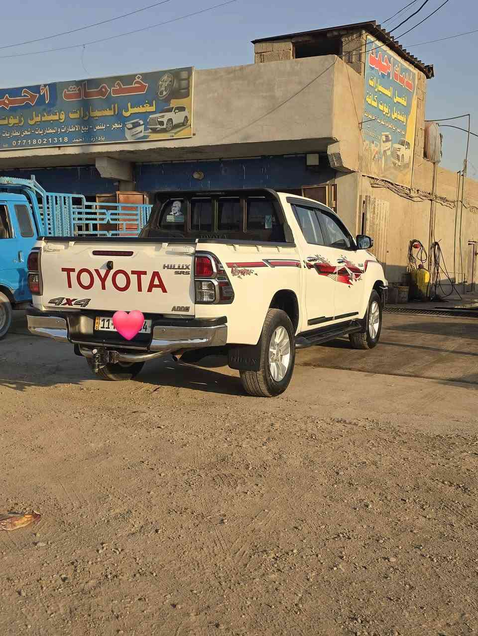 السلام عليكم للبيع فقط هايلوكس 2018 فورويل اوتماتيك شركة ساز  رقم بغداد انكليزي سنويه بأسمي لغايه 2029 سياره كفاله ما عدا أماكن كارت تكحيل وبارد قليل نظيفه جدا مال جناي 
السعر 255 وبيها مجال جدا بسيط مكان بغداد المعامل 
***********
