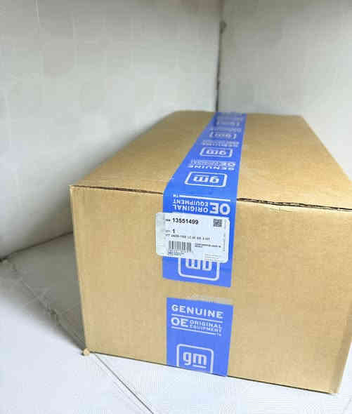 قاعدة فت بم  اصلي GM موديل 2015-2024 
تاهو يوگن اسكاليد سلفرادو 
متوفر جمله ومفرد 
***********
***********
