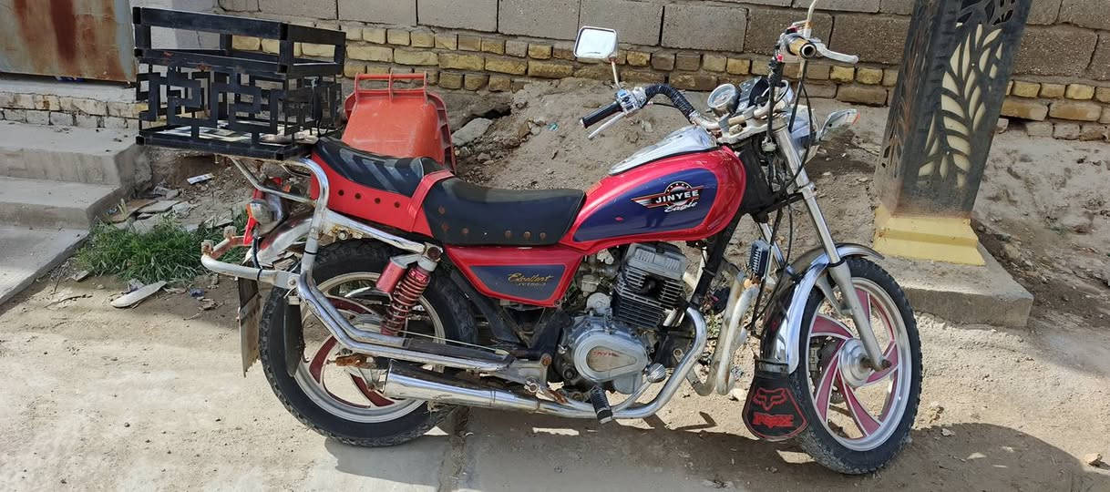 السلام عليكم ورحمة الله وبركاته
#دراجه_تايموته_موديل15_ارواق_اصولي
محرك مامفتوح دراجه نضيفه للبيع السعر اتصل لاتراسل
***********
