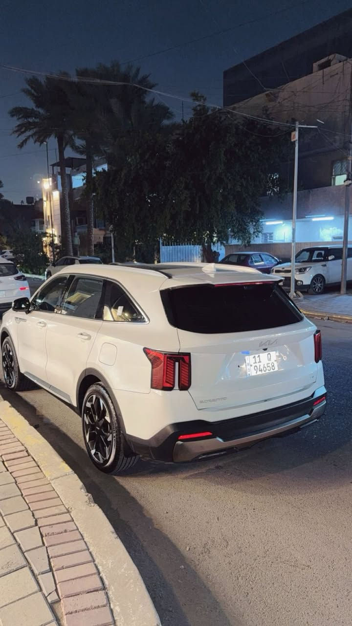 سورنتو 2024 وارد كوري تجي بانزين وهايبرد ماشيه 50 الف كيلو 
شكل الخليجي 
السياره فول ل اخير كلشي بيهه اريد رانج 2016 و 2017 مراوس 
والسياره بيهه ملاحظات 
السياره احنه مستورديهه


**إذا كنت صاحب هذا الإعلان وتريد حذفه لأي سبب، رجاءا أرسل رسالة إلى الدعم الفني**