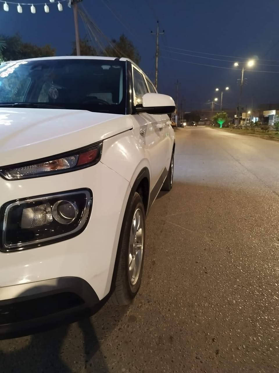 هونداي فينو موديل 22 رقم اربيل ب اسمي 
ماشيه 53 الف ميل كير محرك على وضع الشركة 
تخم تاير جديد تبريد رادار امامي تحديد مسار تحديد سرعه شاشه ابل كار بلي 
الحادث جاملغ و بنيد بدون دواخل و الجاملغ الخلفي الصور موجوده
السعر 115 بيه مجال بسيط حك الجيه 
تريد وكاله تريد تحويل اني حاضر 
مكان السياره حله حي البكرلي ***********

