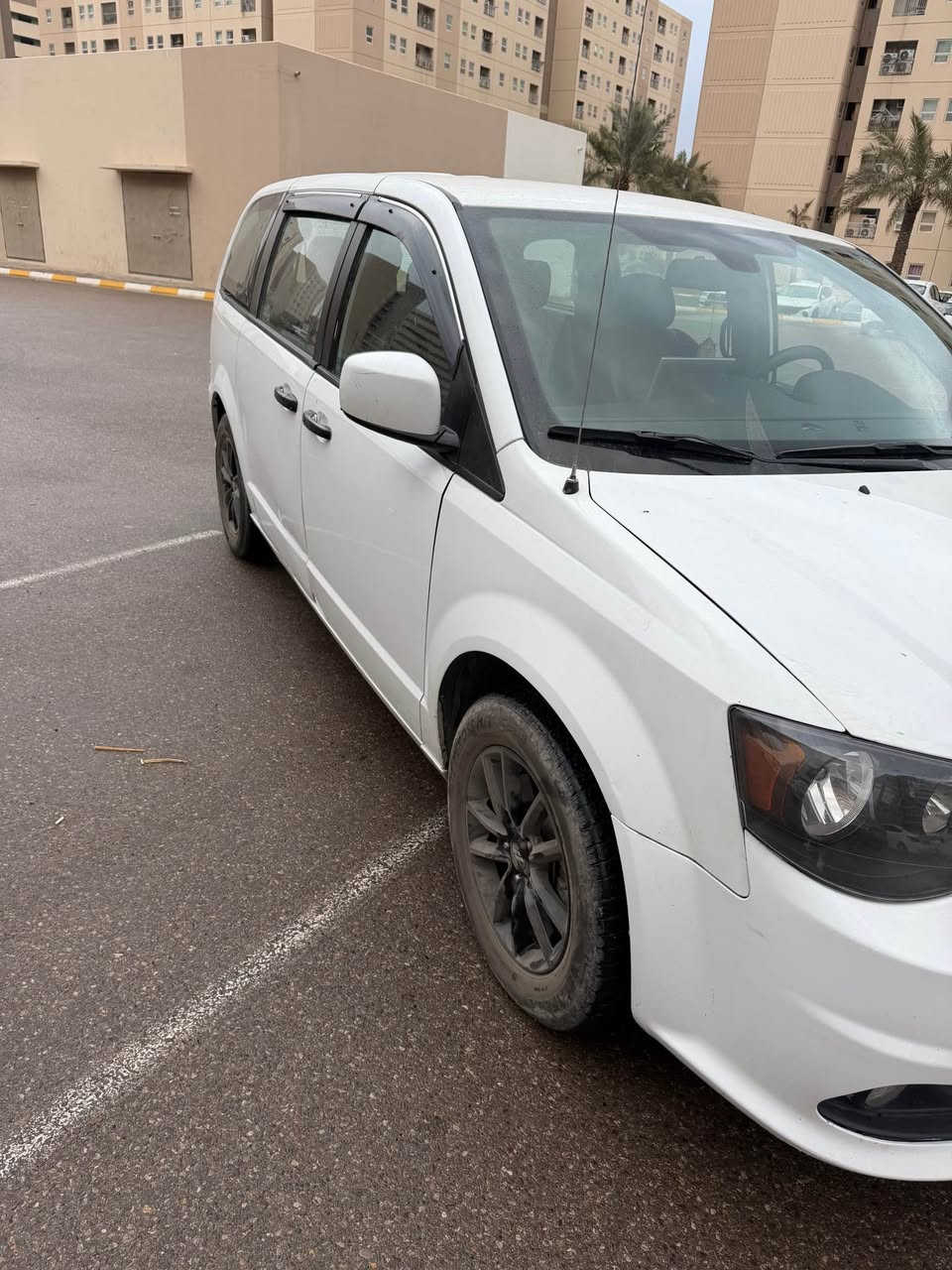 سلام عليكم دوج كرفان 2020 وارد امريكي حادث جاملغ وقبق جنطه GT فول مواصفات محرك كير مكفولات سياره 7 راكب جنطه كهرباء بيبان كهرباء كشنات جلد ViP منفصل بردات تشغيل عن بعد شاشه كامره حساسات كشنات كهرباء سياره فول بعد بيهة هواي مواصفات رقم بغداد باسمي ثاني يوم تحويل ماشيه 92 سياره مال بيت ومابيهة اي نقص 190 سعر *********** بغداد, العراق
