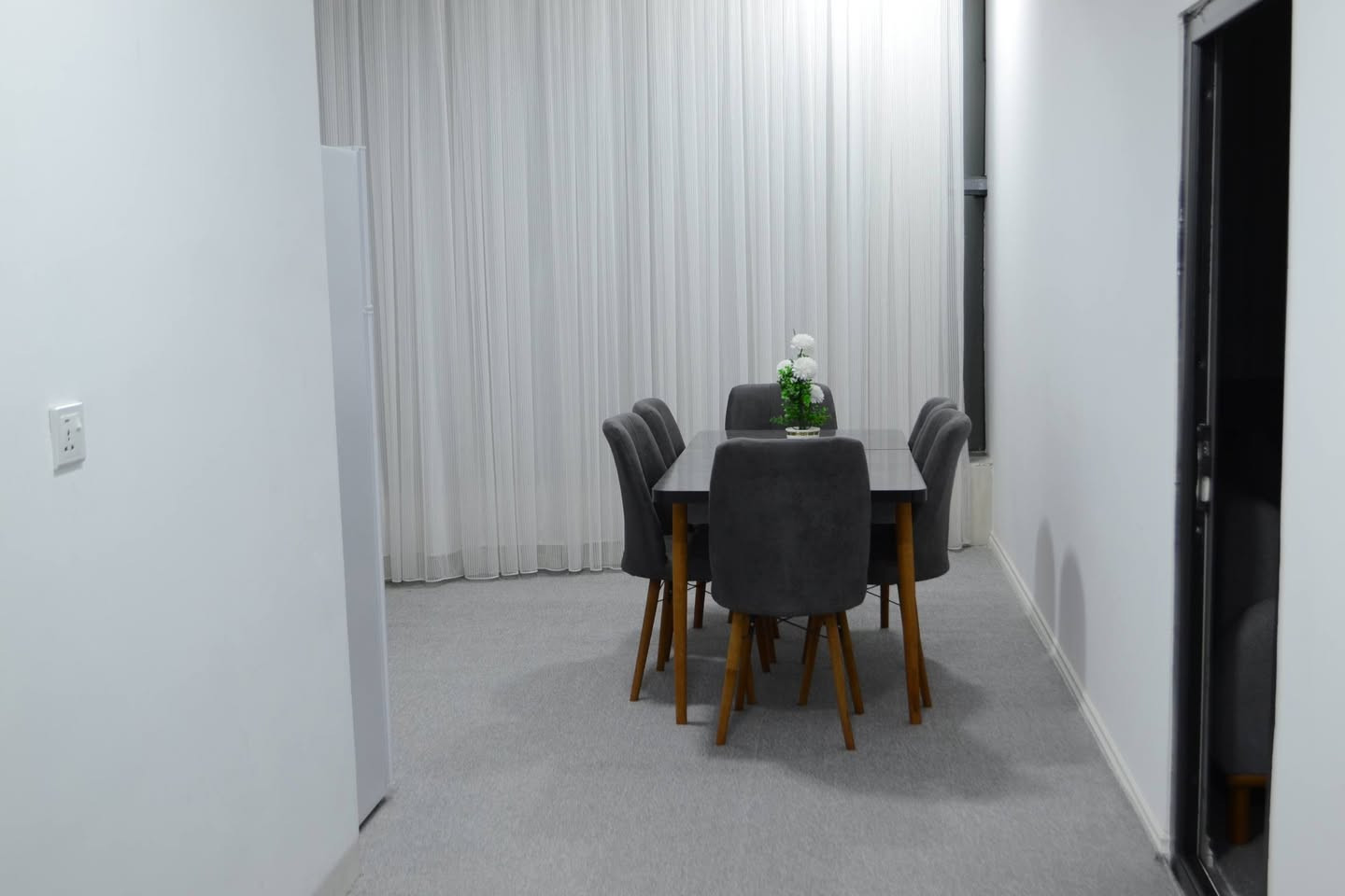 موتيل سولي ستي في السلیمانیة 
        ‏
 یستقبل الضیوف الكرام بخدمة جدیدة وسعر مناسب
‌↩قریب من باركي هواري شار 10 دقائق فقط
+ قریب من ماجدي مول 10 دقائق فقط
×قریب من فاملي مول 12 دقائق فقط
🔹قریب من مصيف سرجنار السياحي 8 دقائق فقط
×قریب من جبل ٱزمر 15 دقائق فقط
♦️قریب من پارکی ئازادی 8 دقائق فقط
🔹قریب من جافی لاند 15 دقائق فقط
🔹قریب من شارع سالم سهولەکە 5 دقائق فقط
فول نظافه
الادواة مطبخ مع غاز
بیه غسالة ونشر الملابس مجاني
 تتوفر فيها كافة خدمات ووسائل الراحة داخل الغرف
 العنوان: السلیمانیة شاع ستین - قریب نفق زركته
‏‎أسعار مناسبه جدا 
جناح خاص للعوائل + استقبال كامل للكروبات السياحيه
خدمات ٢٤ساعه( إنترنت وكهرباء المي حار وجميع الخدمات  وموقف للسيارات مجانا)
‏‎‏
￼⁨***********
‏
