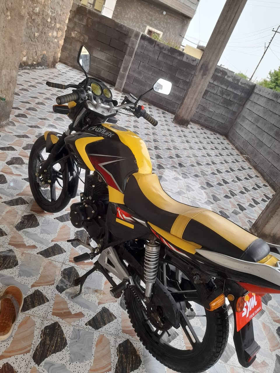 موطور سولنك موديل ٢٠١٧ مال جناي برغي متخلي عليه شغال نكره صلف كهربائيات محرك نعومه نضافه بدون أوراق فقط عقد بيع وشراء ضمان حقك السعر ٧٥٠الف وبي مجال بسيط الي موشراي يعبر المنشور لان المايعرف الصكر يشوي تواصل ع خاص


**إذا كنت صاحب هذا الإعلان وتريد حذفه لأي سبب، رجاءا أرسل رسالة إلى الدعم الفني**