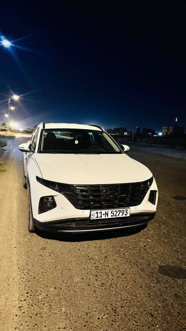 توسان 2021شكل جديد
سيارة خليحي، ،اللون ابيض، 
رقم بغداد جديد - سيارة باسمي
محرك 2000،  جديده فول مواصفات عدى البانوراما 
1- كراسي كهربائي
2- حساسات امامية خلفية
3 - بصمة تشغيل عن بعد
4 - ويل كروم 
5 - اشاير بالمري
6 - دخول ذكي
7 - هاند بريك بصمة
8 - ثلاث انظمة قيادة ايكو سبورت نورمال 
9 - شاشة ايباد
10 - شاحن واير ليس مع منافذ USP إماميه و خلفية
11 - قطعتين تبريد 
12 - تحكمات ستيرن جهتين
13 - كأمرة دوار
14 - بردات خلفي
15 - الجام اوتو 
16 - مثبت سرعة
17- مري شفط
18 - لايتات دوارة امامية فول LED
19 - زنون لد امامي خلفي
للتواصل ***********
الرقم بي واتساب
