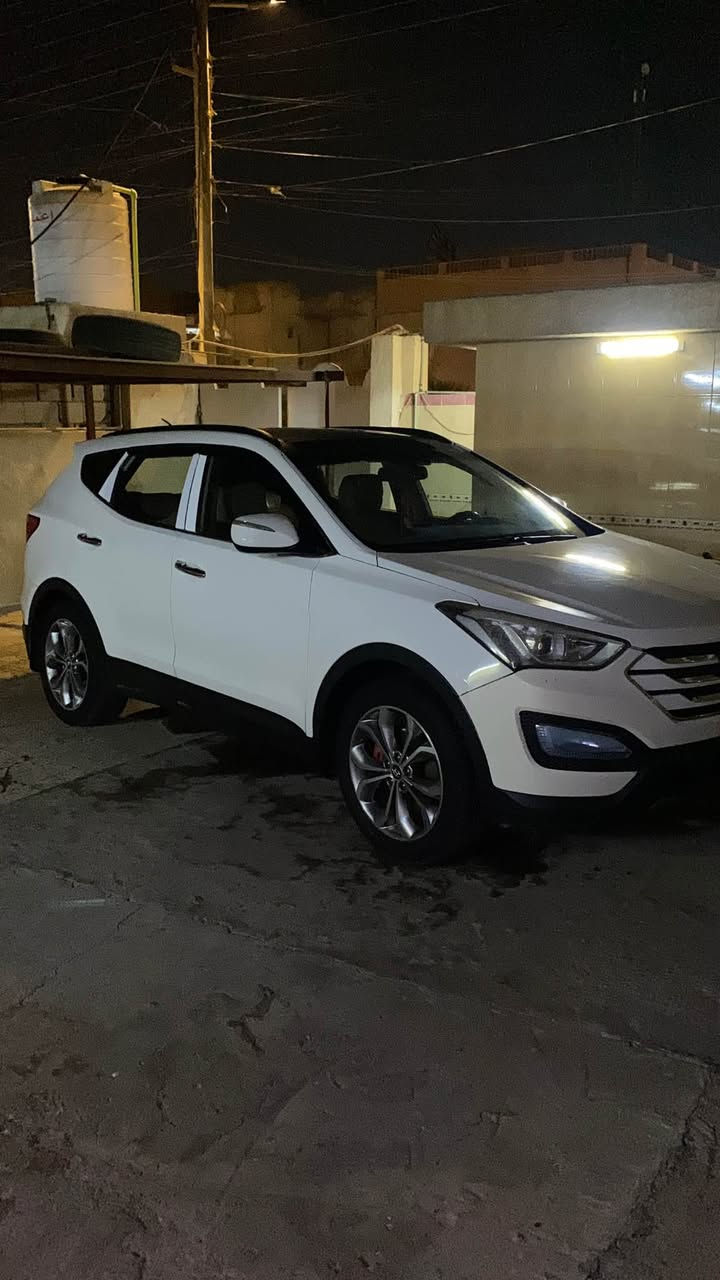 سنتافي خليجي 2013
مكفوله كفاله عامه ما عدا بارد صغير موضح بالسونار
موصفاتها 
فول ماعدا البصمة  
محرك 2400 دوش
7 راكب 
تبريد 3 قطع 
سقف بانوراما 
كشن كهرباء 
تحكم ستيرن
شاشة مع كامره خلفية 
نظام تقليل صرف وقود ECO
السعر ب 155 وبيه مجال السيارة باسمي 
للتواصل وتساب *********** البصرة, العراق
