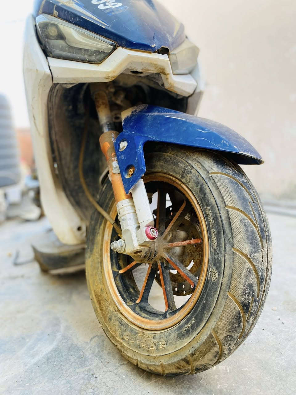 سلام عليكم دراجه كايمه البيع قيم واخذ ماتواجد خاص هاذه رقمي ‭0777 946 4965‬
