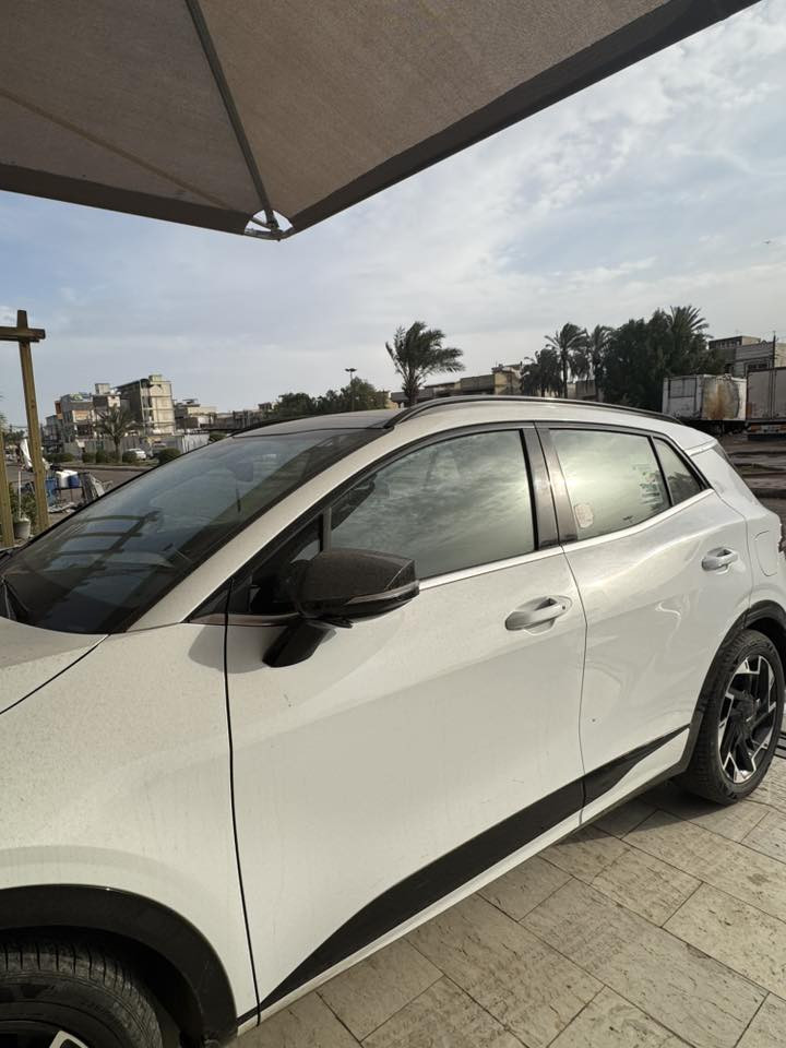 السلام عليكم

للبيع كيا سبورتج2024 GT لاين  استلام شركه دولية 

رقم بغداد  تحويل مباش

فول مواصفات اعلى فئه 

بانوراما 

بصمه تشغيل بصمه ابواب تشغيل عن بعد 

محرك ٢٠٠٠

كراسي  +كهرباء ٢+تدفئه تبريد كشنات 

فول تحكم ستيرن +تدفئه ستيرن

كامره خلفيه +حساس امامي خلفي+رادار جانبي 

لايد لد امامي وخلفي زنون 

شحن واير ليس 

ويل كروم لونين 

جنطه كهرباء

اشاره ترحيب عند الاقتراب

تبريد قطعتين 

سايد بريك بصمه

تحذير عند الاقتراب

السعر /243 قفل

***********
