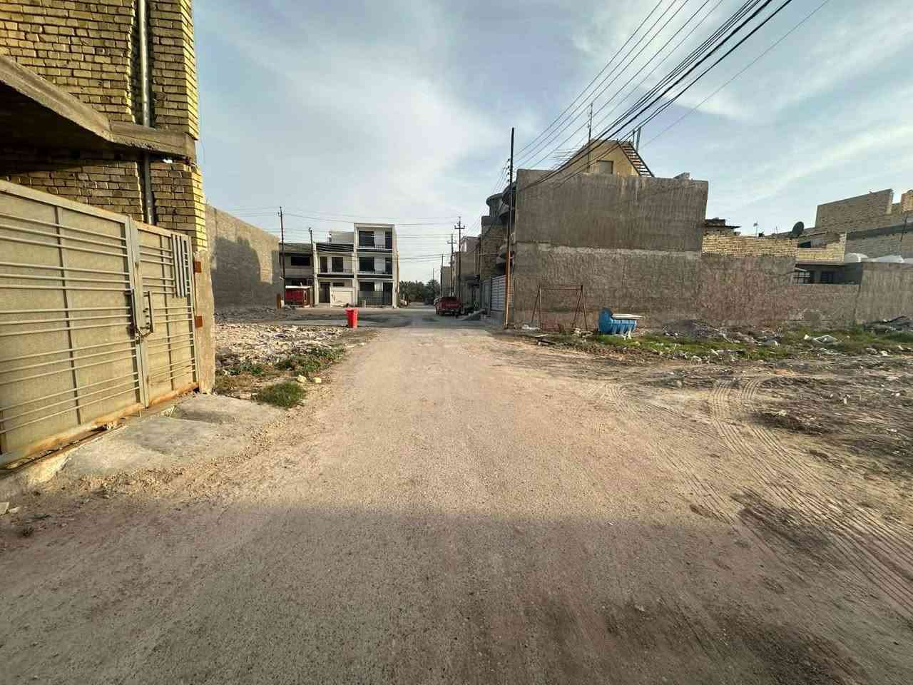 السلام عليكم
اخوان عندي  قطعة أرض بمجمع النسور الثاني ٣٣٠م   ٣٣×١٠
القطعة بصف الركن
رقم القطعة ٢٩٠
تنازل شركة
باسمي  تريد ابيعلك نص او كلها  
سعرها  ١٢٠ وبيها مجال واذا نص تواصل وياي ونتفق
واتس اب ، *********** 
اخوان  متواجد واتس اب فقط
