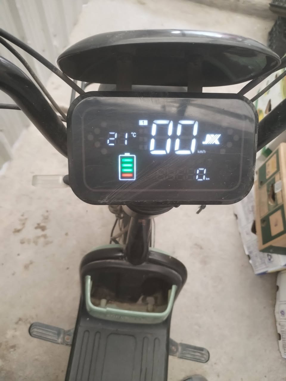 السلام عليكم دراجه شحن للبيع كلشي شغال ناقصه بس تاير جوبلس سعره 300 وبيه مجال واوكع سعر تاير جوبلس عنوان دراجه بغداد حي العامل قرب السوق الشعبيه للاستفسار تواصل خاص او هذا رقمي بي واتساب 7877813322


**إذا كنت صاحب هذا الإعلان وتريد حذفه لأي سبب، رجاءا أرسل رسالة إلى الدعم الفني**